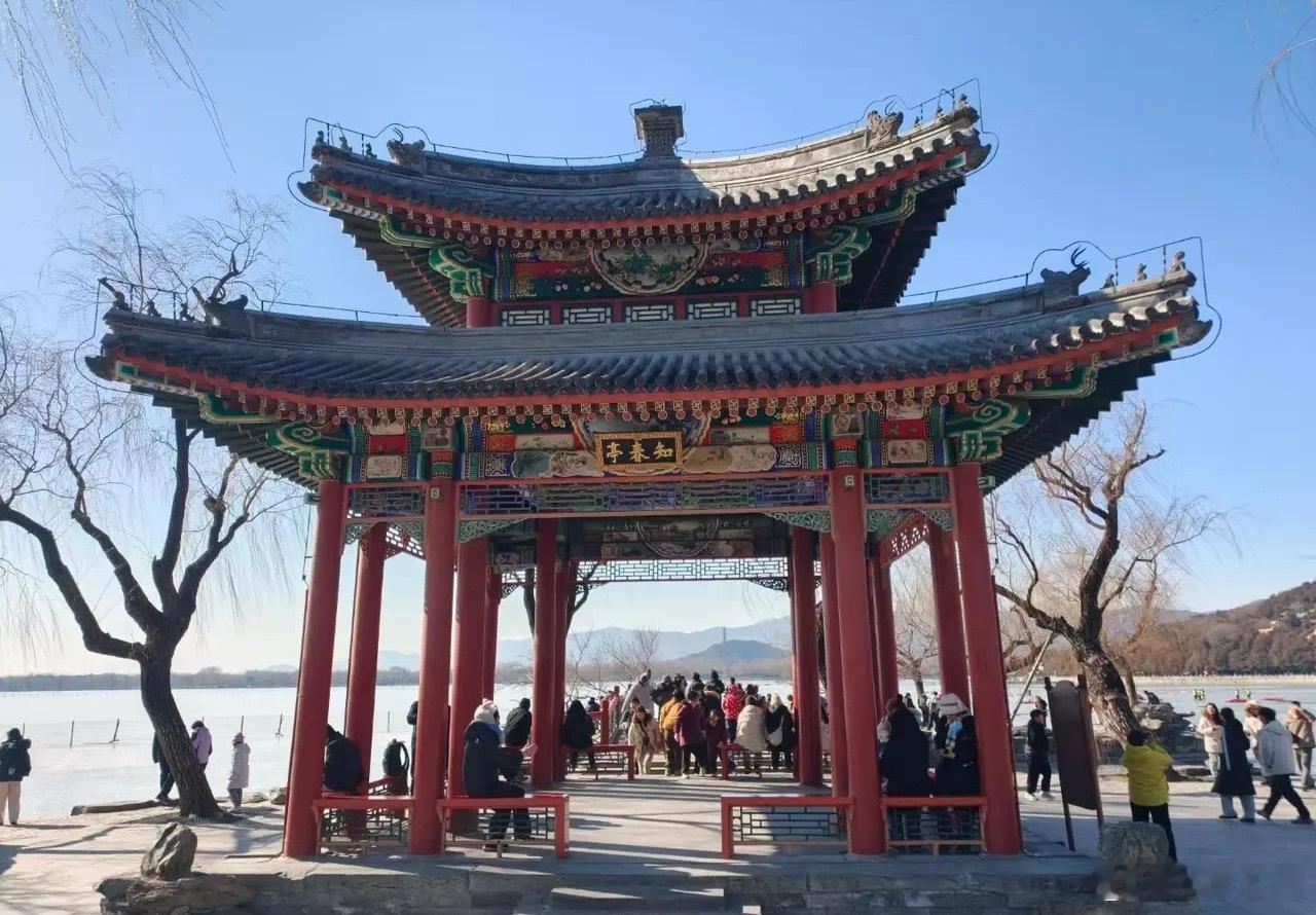 吴宜泽vs塞尔比a股市场分化结构性牛市！涨跌互现！市场热点主要集中在，业绩大增，