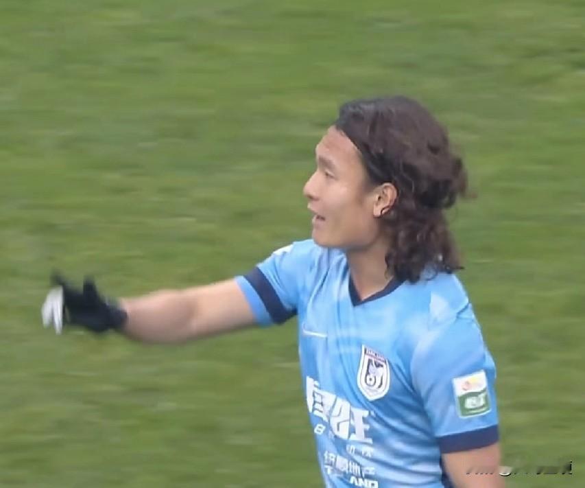 漂亮！球进了！没有了马莱莱和阿利米，廖锦涛和阿奇姆彭站了出来[强]

北京时间4