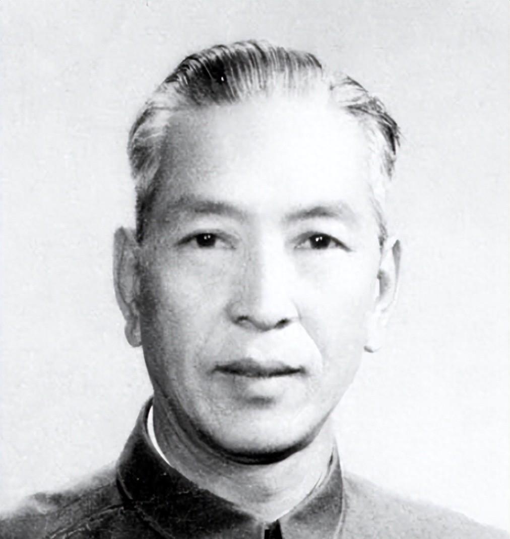 瑞典将军问大使耿飚：你到底带过多少士兵？他的回答让瑞典军队都自愧不如！
1950