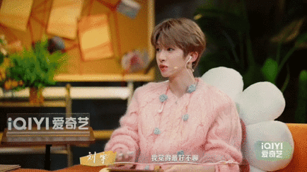 #恋爱中聊前任处处是雷#不得不说，真的不建议情侣们在恋爱的过程中去谈论前任，失败
