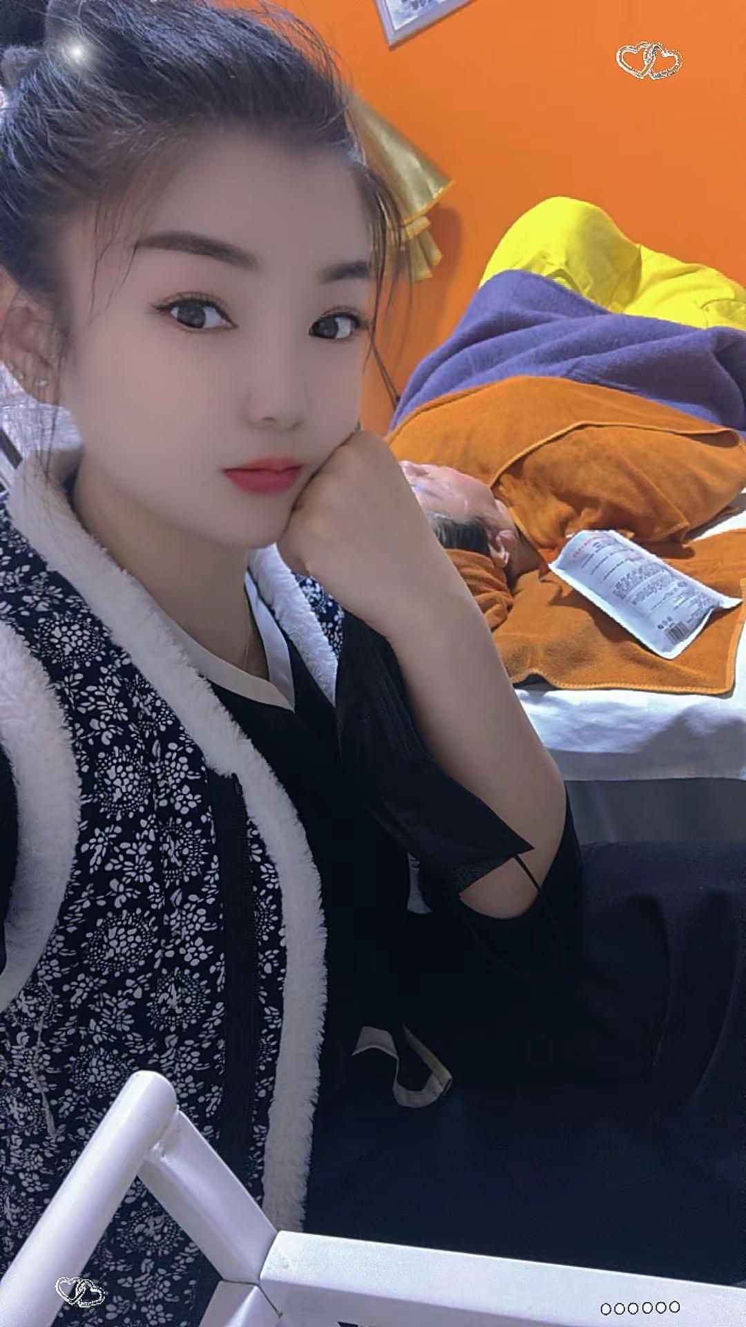 找对象千万不要找做美容的，不仅没时间回信息，就连分手都没时间哭😭