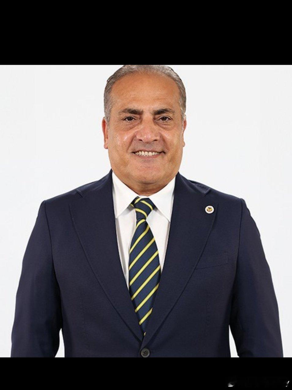 费内巴切秘书长奥尔汗·德米雷尔表示：无论是女排还是男子排球，下个赛季的所有转会工