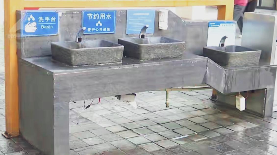 🔥太暖心了！昆明部分区域公共洗手台、公厕上线温水洗手，呈贡洛龙湖公园等点位已投