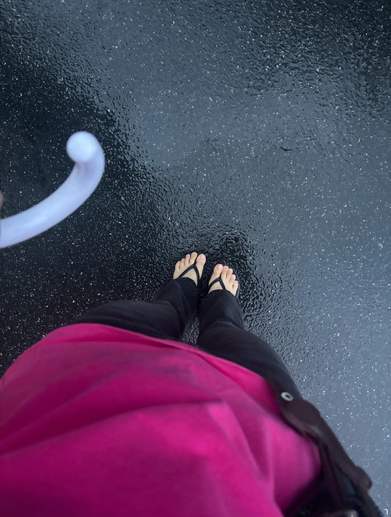 下雨天就有降温的感觉 ​​​