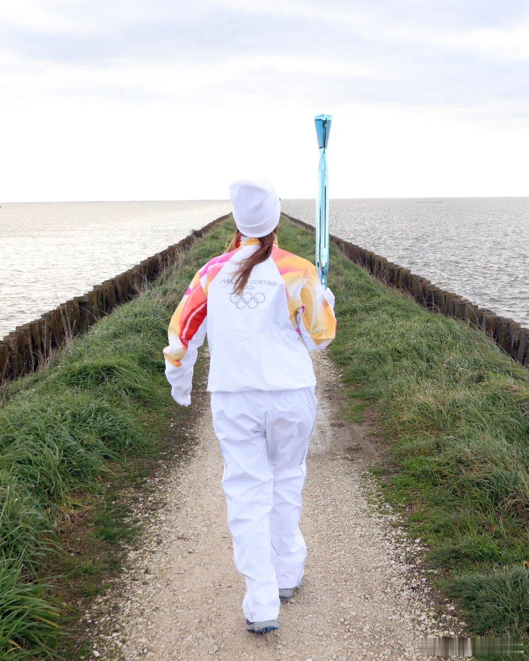 米兰冬奥会倒计时20天 距2026米兰科尔蒂纳冬奥会开幕仅剩20天，世界顶尖冰雪