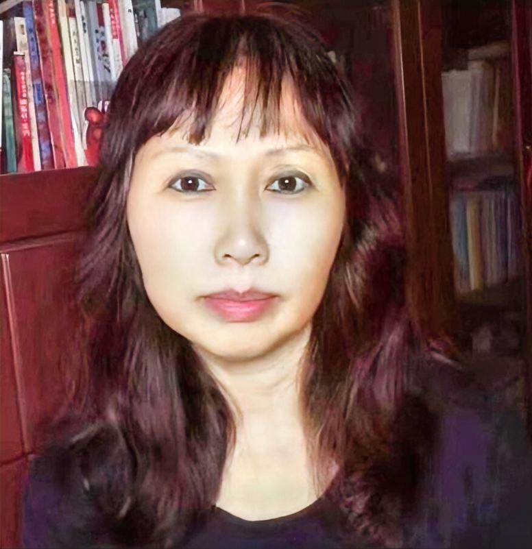 58岁素老三凭写作买车买房，烟火文字藏大本事

58岁的素老三，她靠写作逆袭，月