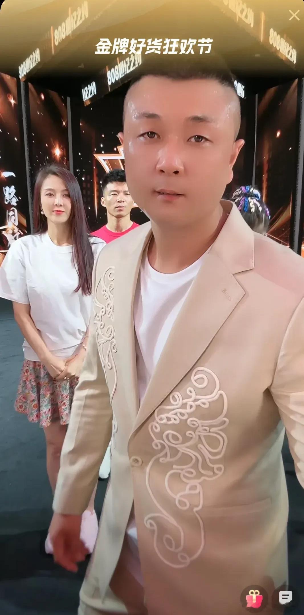 6000万粉丝的太原“老葛”被警方立案调查！网络不是法外之地！就应该对网络直播诈