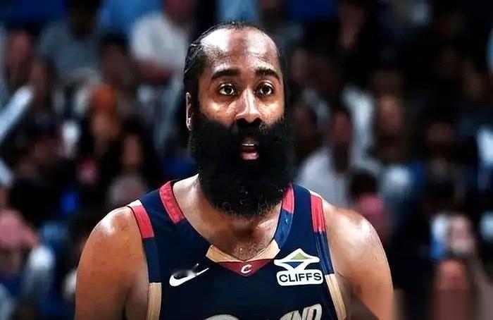 126比113，骑士在季后赛第一场，直接把猛龙打成了“教学赛”。
这比赛打得毫无