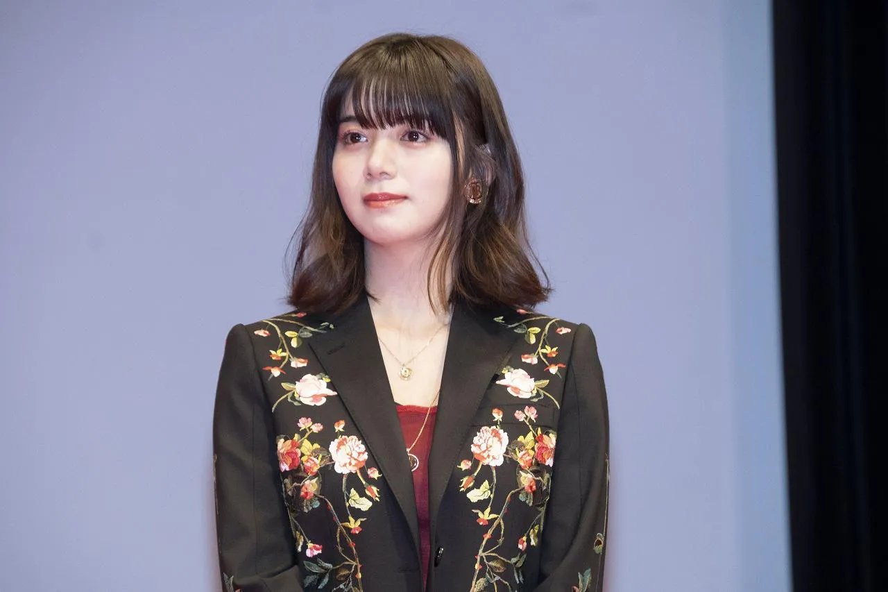 日娱新闻滨边美波  电影《赌博默示录 绝体绝命俄罗斯轮盘》的完成发布活动于202