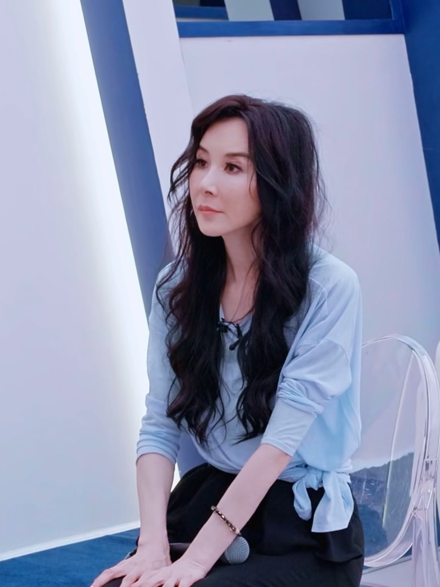已拉练到神情呆滞 潜意识还在点头人已经走一会了 