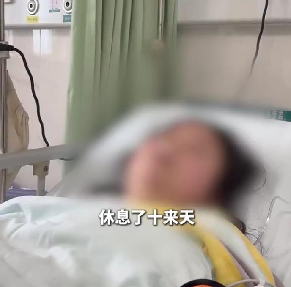 女子久卧20天确诊急性肺栓塞，医生提醒：久坐久卧必警惕
近日湖南长沙，28岁的依