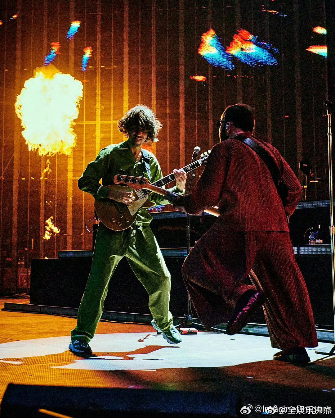 团队回应李佳琦直播间上架梦龙演唱会门票 团队官宣：李佳琦直播间上架梦龙门票，未来