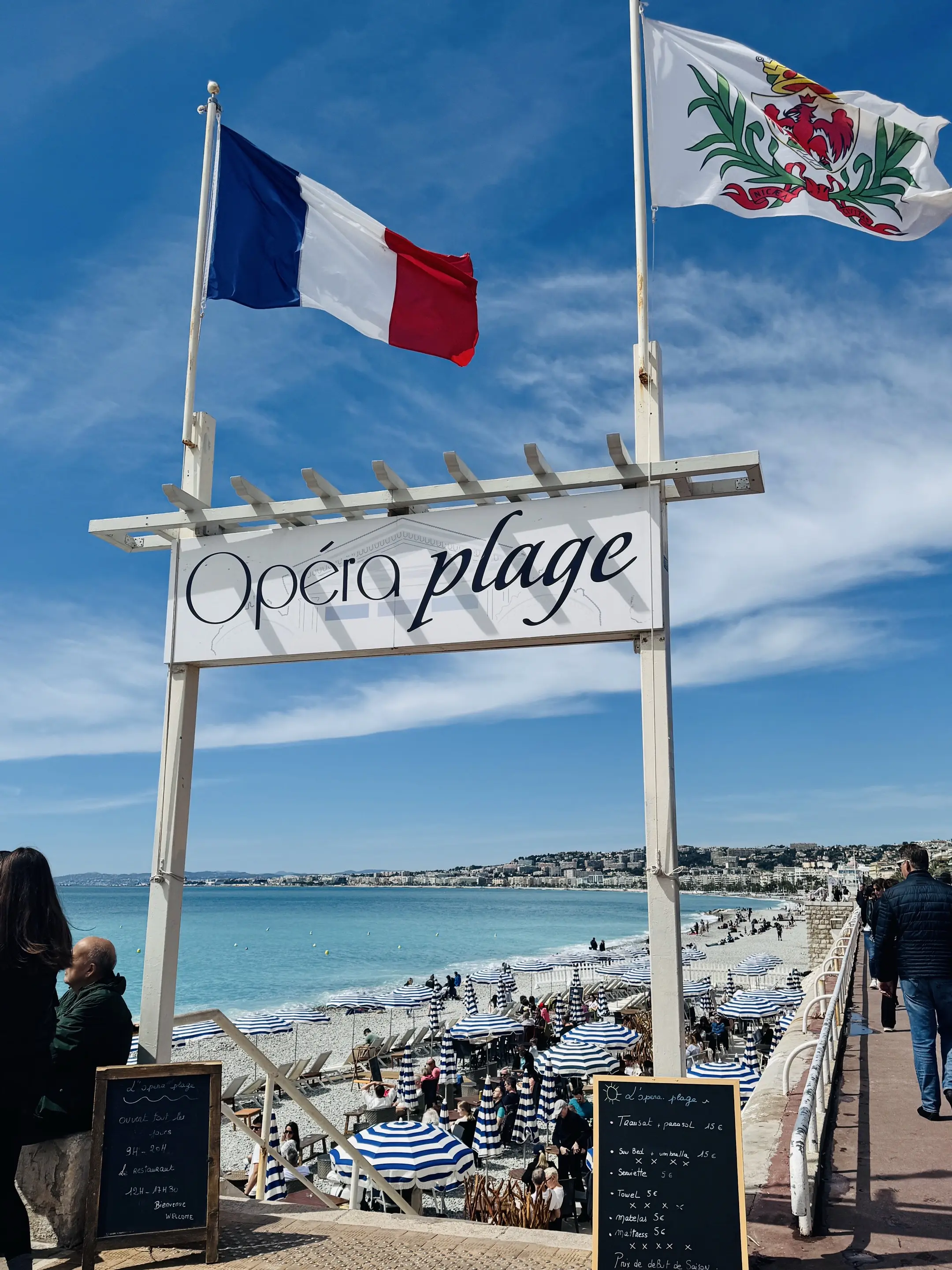 Nice🇫🇷｜𝓑𝓸𝓷𝓳𝓸𝓾𝓻 蓝色尼斯的晴朗午后🩵...