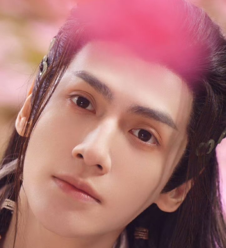 幼辞的眼神我真的好想…… 罗云熙唐俪辞/水龙吟 ​​​