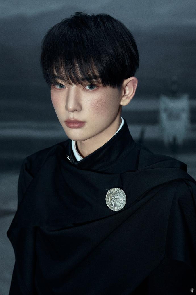 岸题目这次真的在“燃”🔥从过去的每一步成长到现在的再次出发，《We on Fi