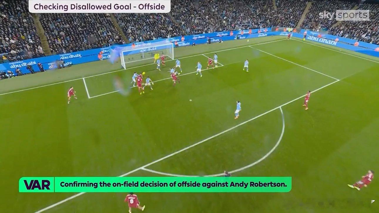 裁判公司公布判罚范迪克越位录音讨论范迪克进球无效一事：— VAR助理：“罗伯逊明