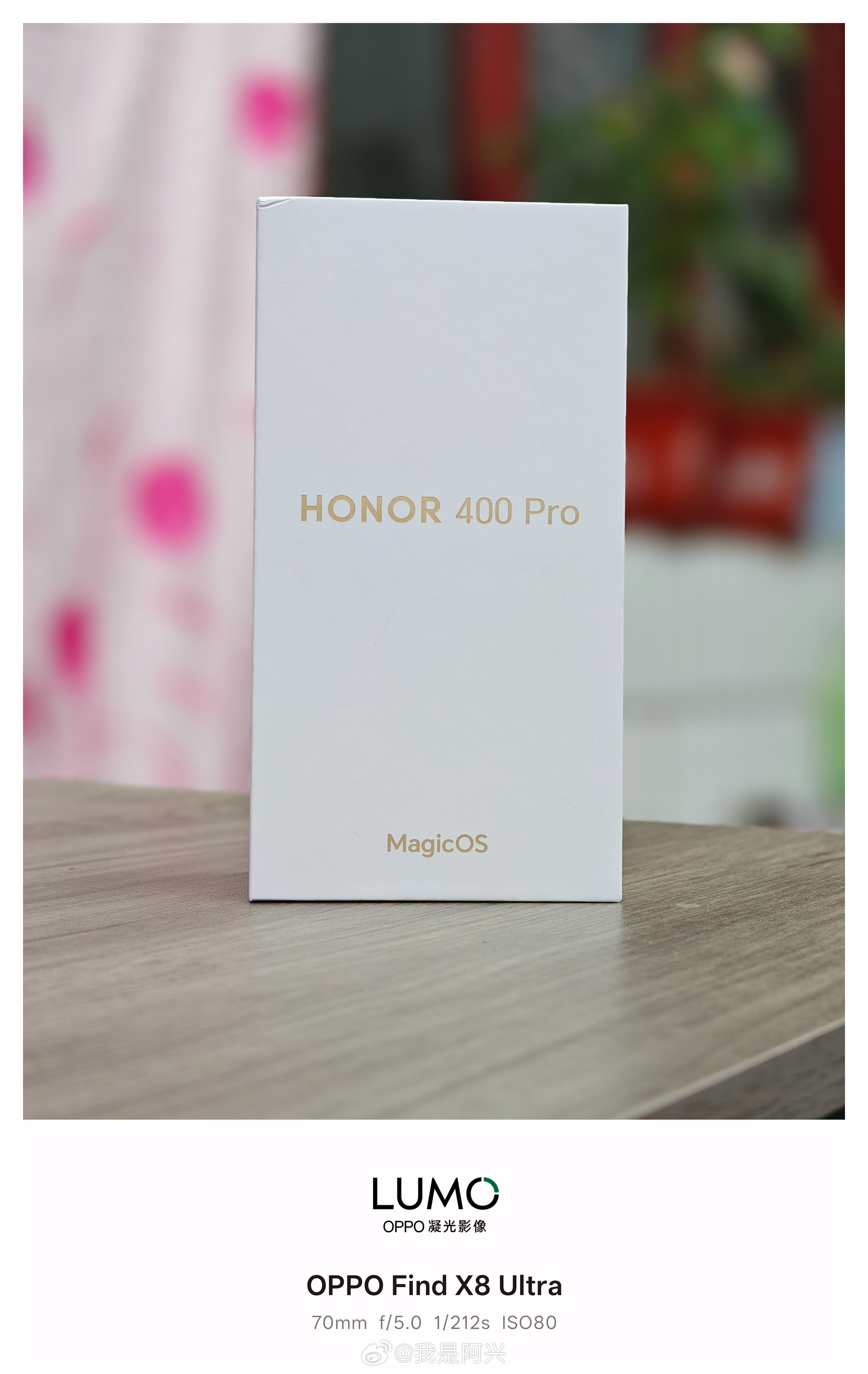 荣耀400Pro质感真的好。 ​​​
