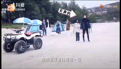 沈月什么人大家还能不知道嘛，真的无妄之灾，非粉都怜爱了~

谁还记得2018年的