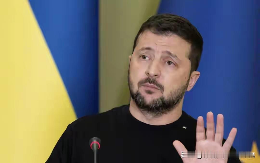 国破山河在！泽连斯基内心极度纠结不要乌克兰的终结的新年致辞，暴露泽连斯基内心心理