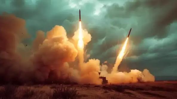 俄军在乌克兰苏梅地区使用了“锆石”导弹，泽连斯基飞奔法国会见马克龙，英德两国保持