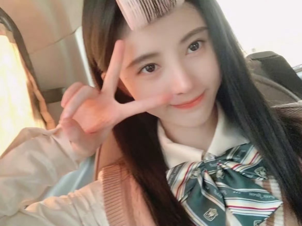 🍊鞠婧祎苏绿夏💙鞠婧祎万花世界如果可以 幸福放慢倍速՞˶･֊･˶՞