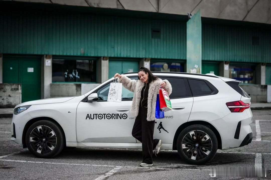 圣诞shopping。圣诞快乐女排