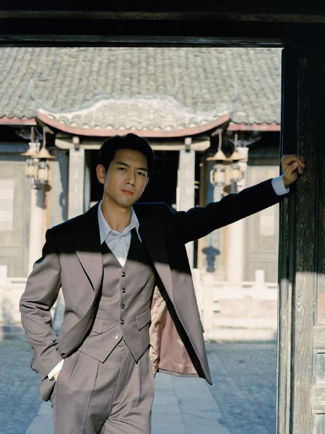 李现拍长风起李现拍长风起 ​​​