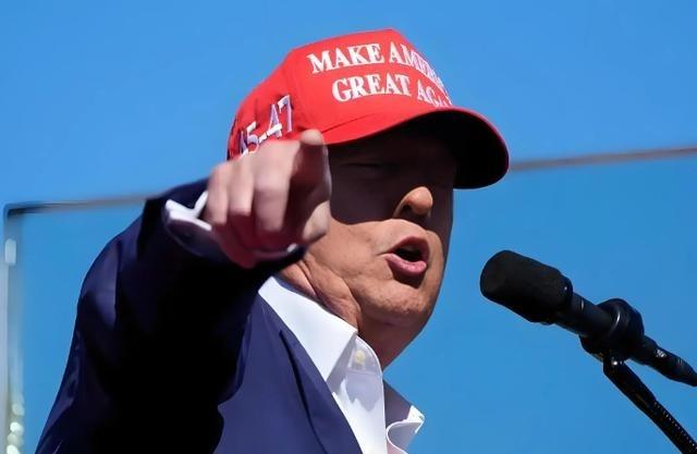 特朗普在台湾问题上，终于不装了！但这恰恰证明，美国，已经不行了！

上世纪90年