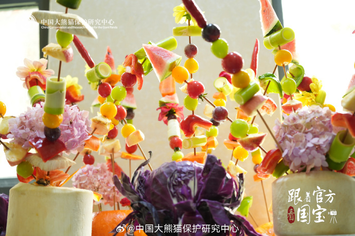 #被大熊猫的夏日丰容惊艳到了# 👇大熊猫生日季丰容剧透来啦！[送花花]冰冰凉凉