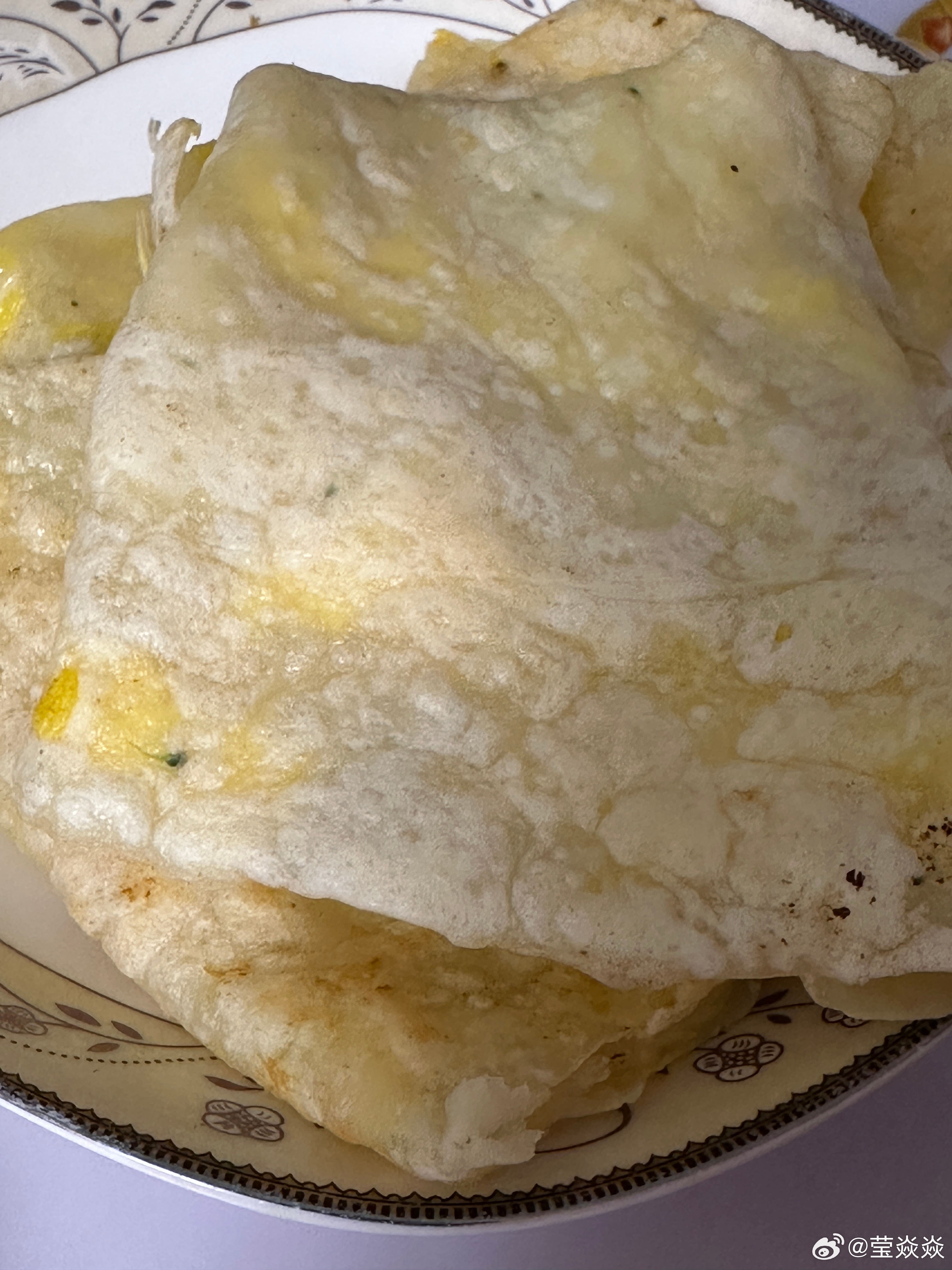 🍀遇你如春水映梨花，见你如蝉鸣衬春夏。🍀早餐鸡蛋饼+豆浆很久没吃鸡蛋饼了，家