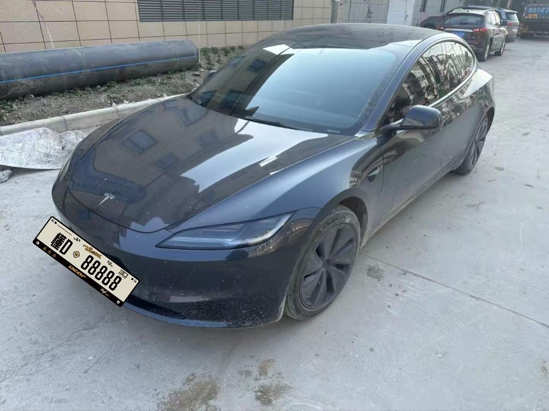 很多想买二手特斯拉Model3的人都比较看重品牌口碑，操控和支持持续OTA升级这