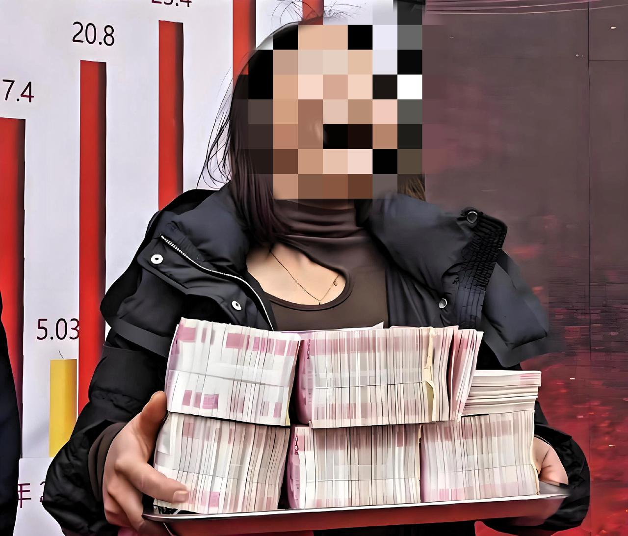 有了钱才明白，钱才是真正的通行证和拒绝的底气。很多女人年轻时以为漂亮是资本，中年