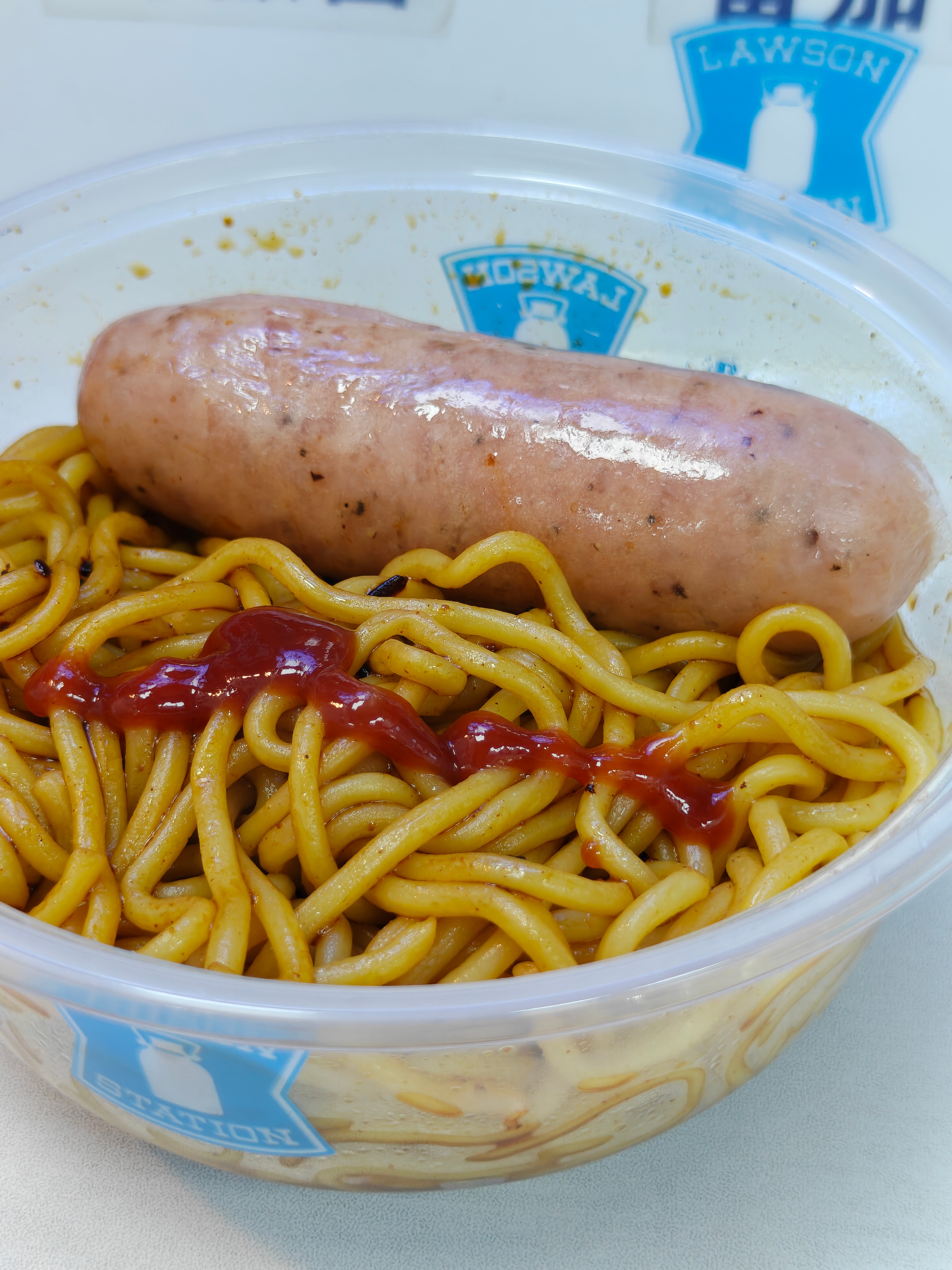 早上好呀，今天北京车展应该很热闹 