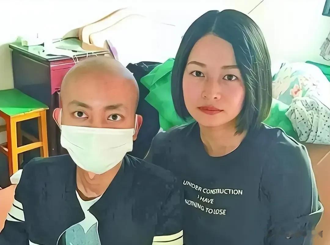 一边要救生死边缘的弟弟，可是肚子里却怀了孩子，只能选择救一个，你该救谁？
这位姐