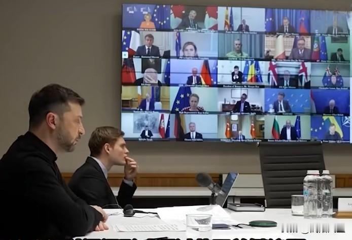 泽连斯基与欧盟等20多个欧洲国家举行视频会议并发表讲话，

泽连斯基首先向与会的