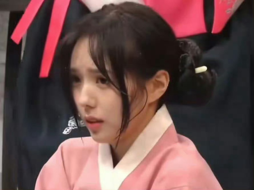 突然想到这原来是蔡秀彬 真是教科书版本的楚楚可怜 