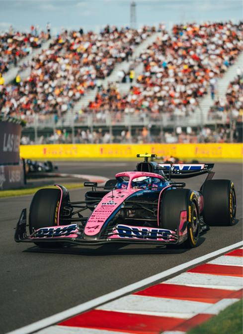 为什么F1摩纳哥站的超车场面这么少？其实核心原因就藏在赛道本身的特性里。绝大多数