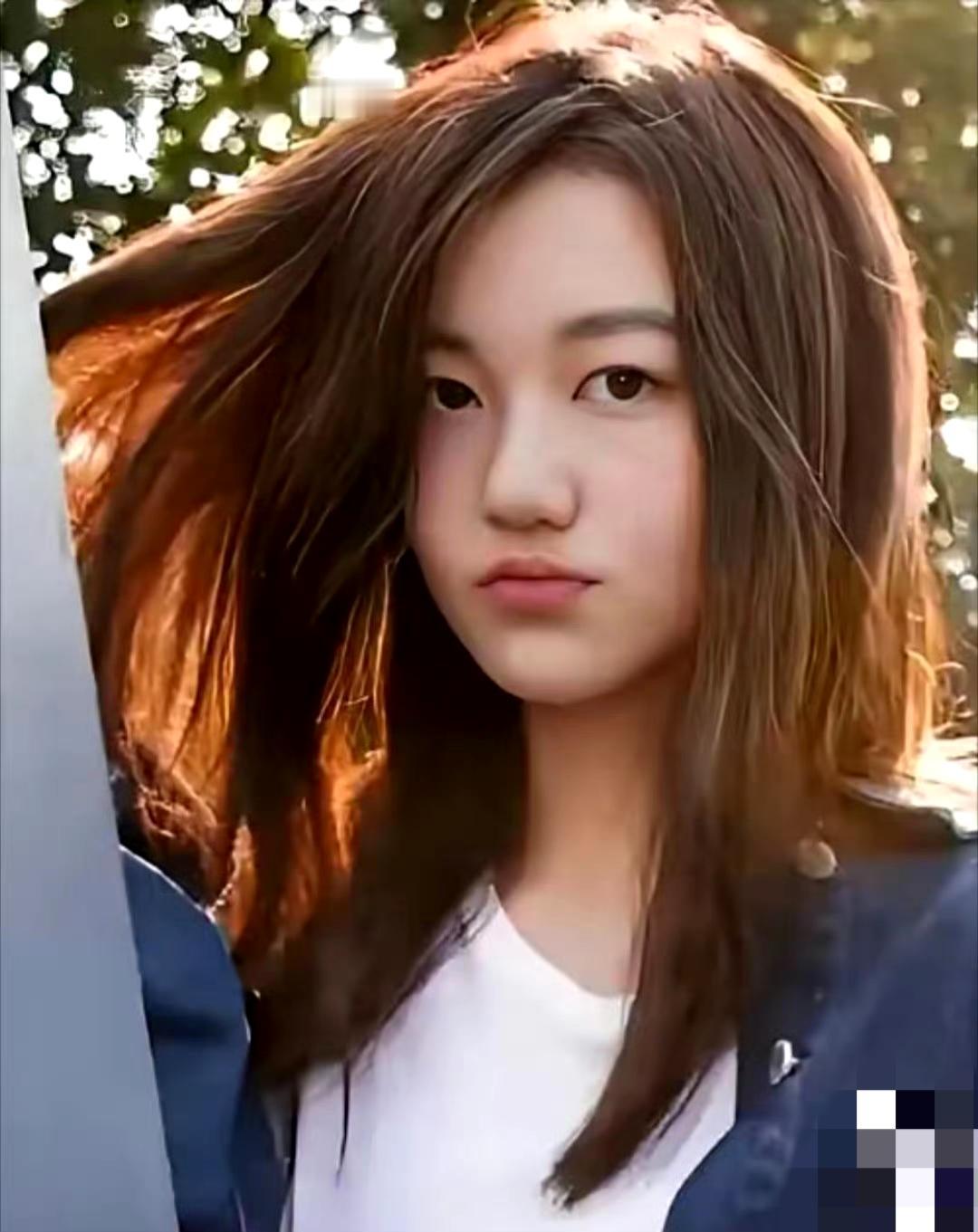 年烧200万！李嫣瑞士留学的贵族校，简直是现实版“顶级城堡”！

博索雷学院背靠