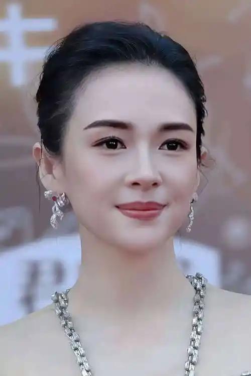 一位情感专家说：“没有一个男人会放弃喜欢的女人，如果他放弃你，只有一个原因，他不
