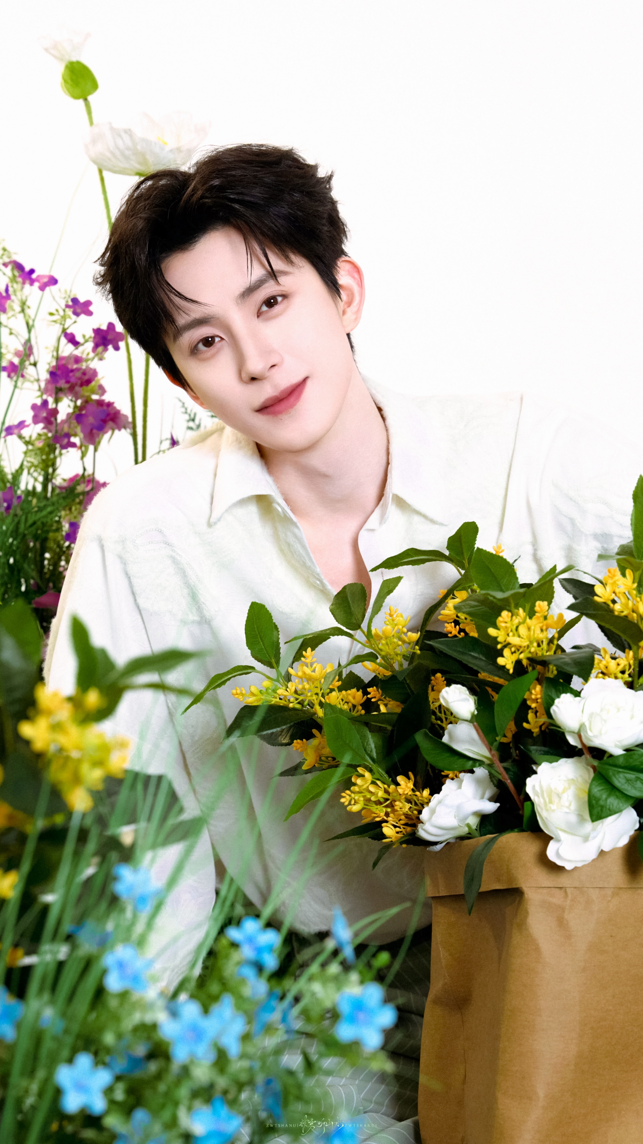 敖瑞鹏 🌾💐🌼·敖瑞鹏（前9p是壁纸比例，后9p原比例）超话创作官超带感闪