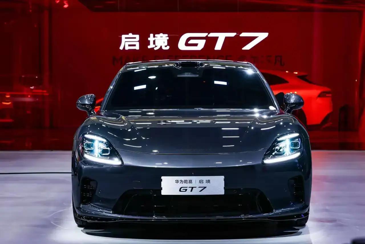 不管你信不信，2026年将出现六大现象：
1. 退休金继续上涨，幅度不会超过3%