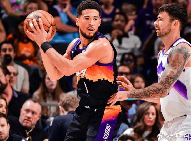 太阳25分大胜送爵士5连败：格林三节31+6 布克26+8北京时间3月29日，N