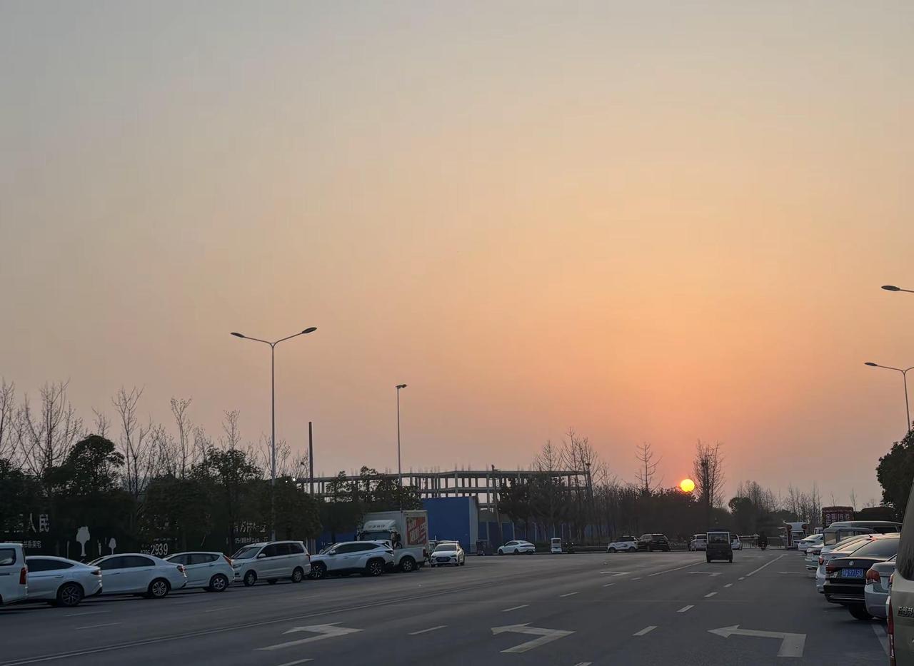 春暖花开适合踏青谁给推荐个驿城区附近好玩的