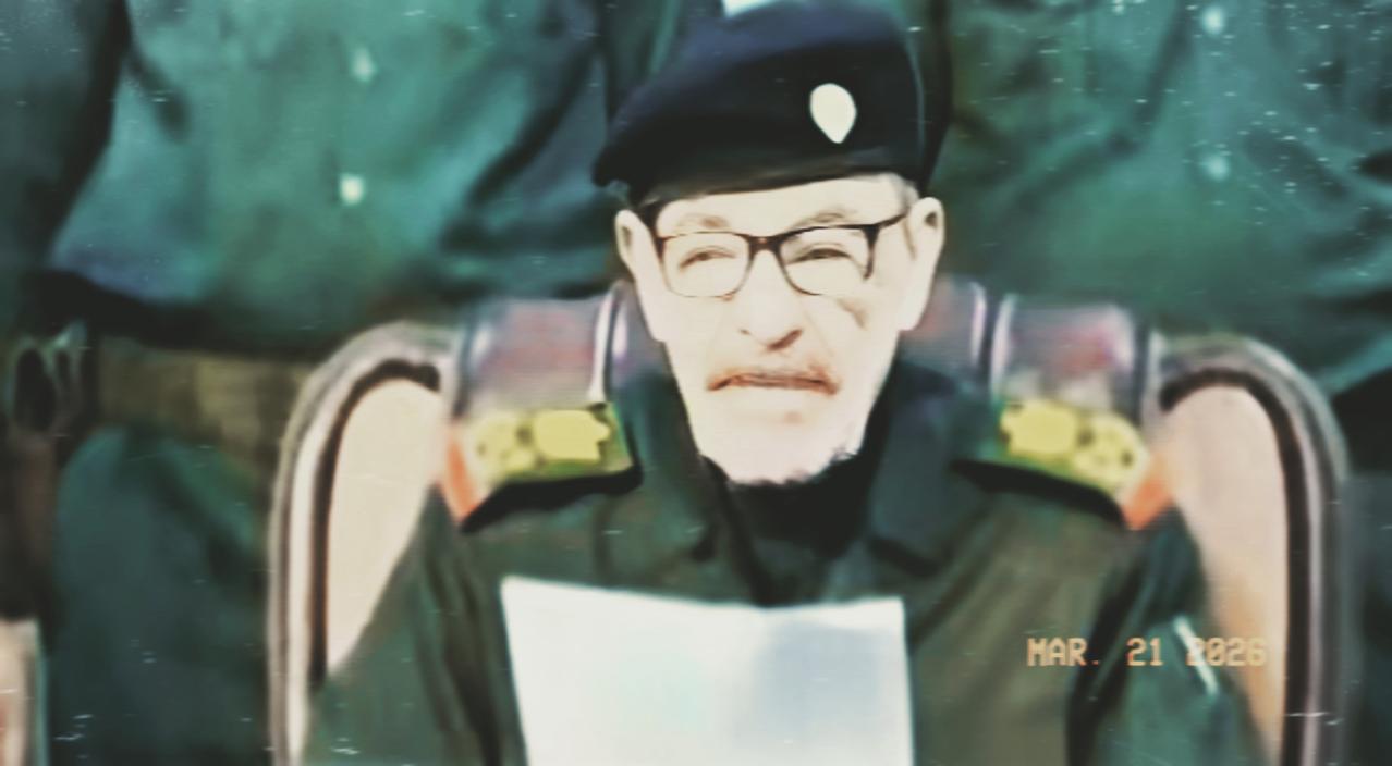 悬赏一千万美元，出动特种部队、无人机和卫星，美军找了他十几年都没抓到。这期间，数