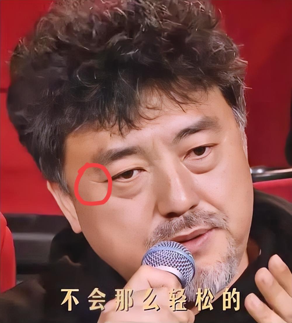 导演赵林山
脸上阴鸷纹藏着大功德
或许会成为下一个张纯如！

为了铭记国耻，赵导