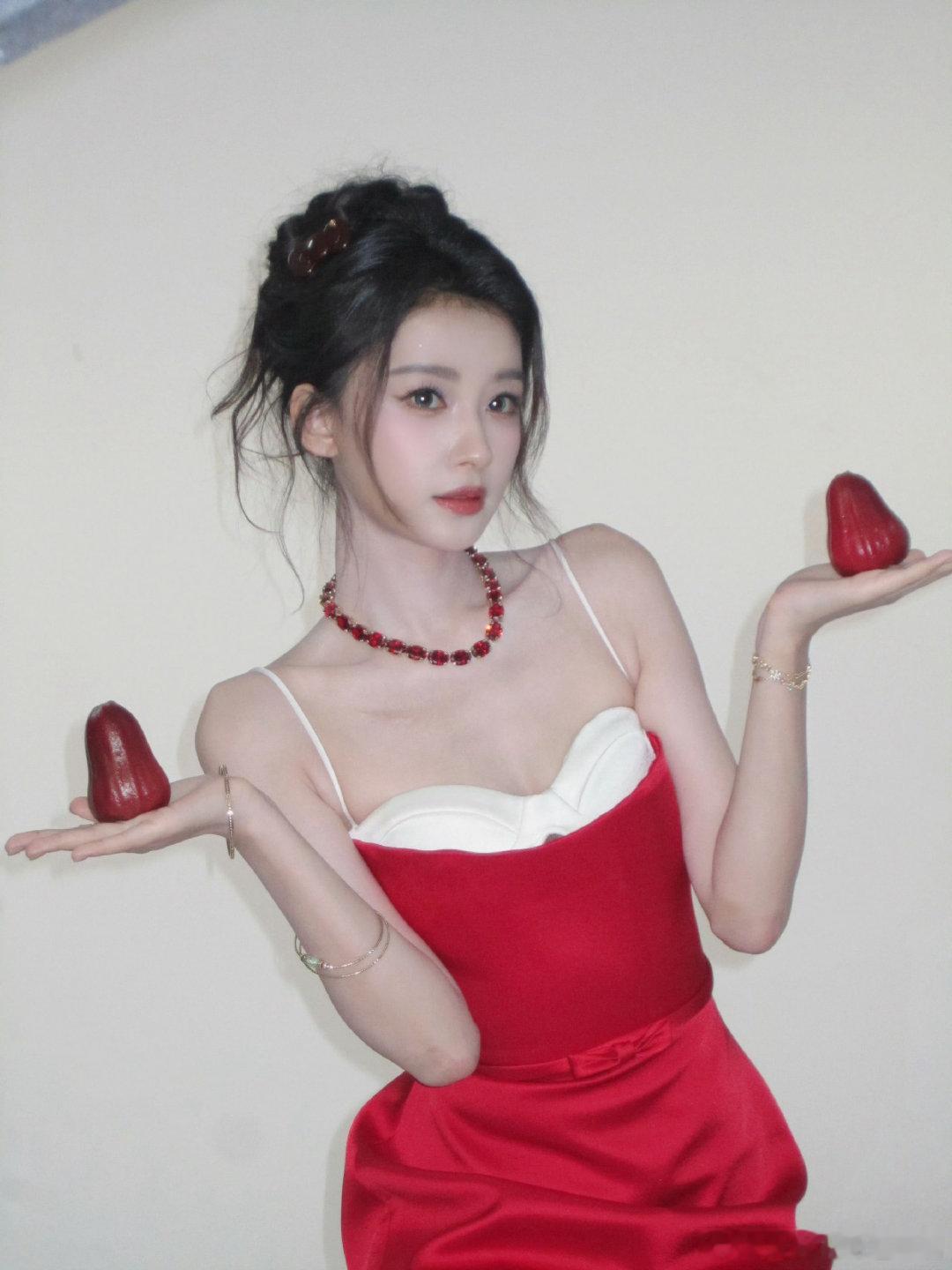 觉得压力大的可以看看孙怡 孙怡眼前一黑又一黑吧 最近被压力搞得快崩了，看孙怡扛那