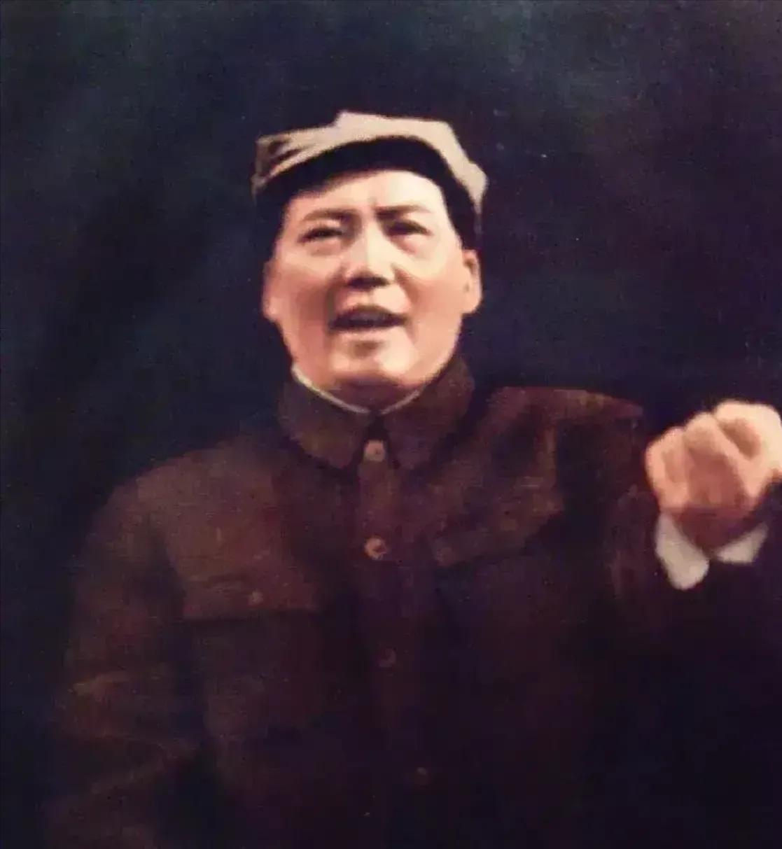 毛主席总有办法对付美国人。新中国刚成立时，一群外国人拿着“欠条”，傲慢地来找毛主