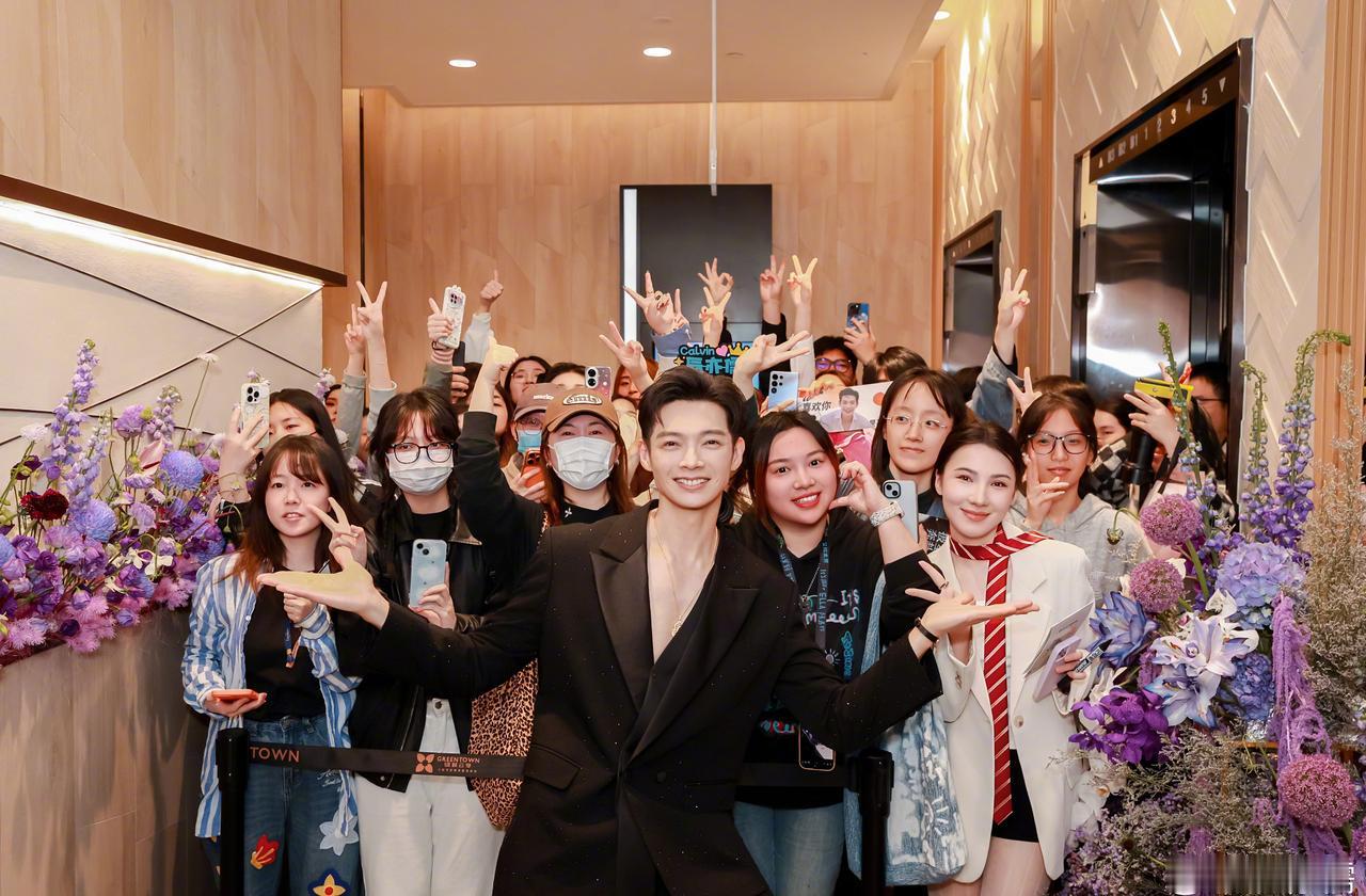 It’s a beautiful day.这几天一天一个城市，好一阵子没线下跟大