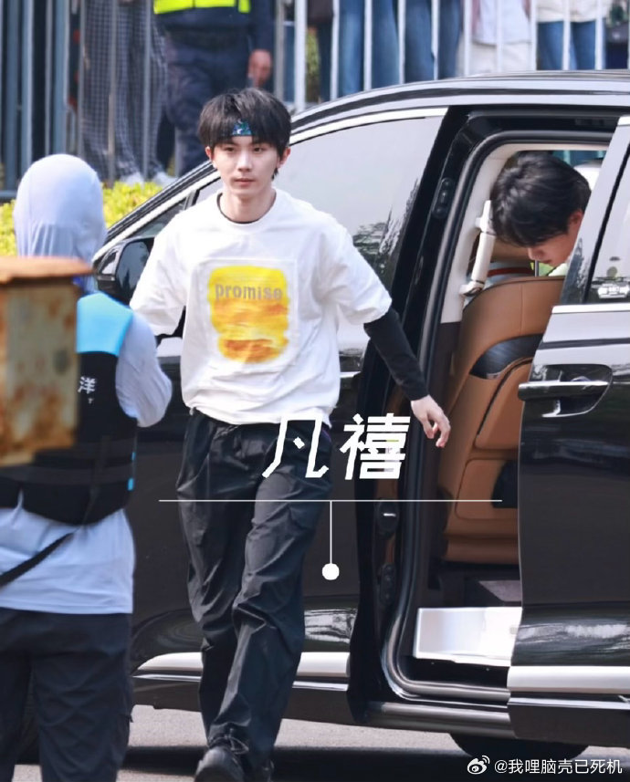 时代少年团奔跑吧14上班路透奔跑吧时代少年团路透奔跑吧时代少年团路透，时代少年团