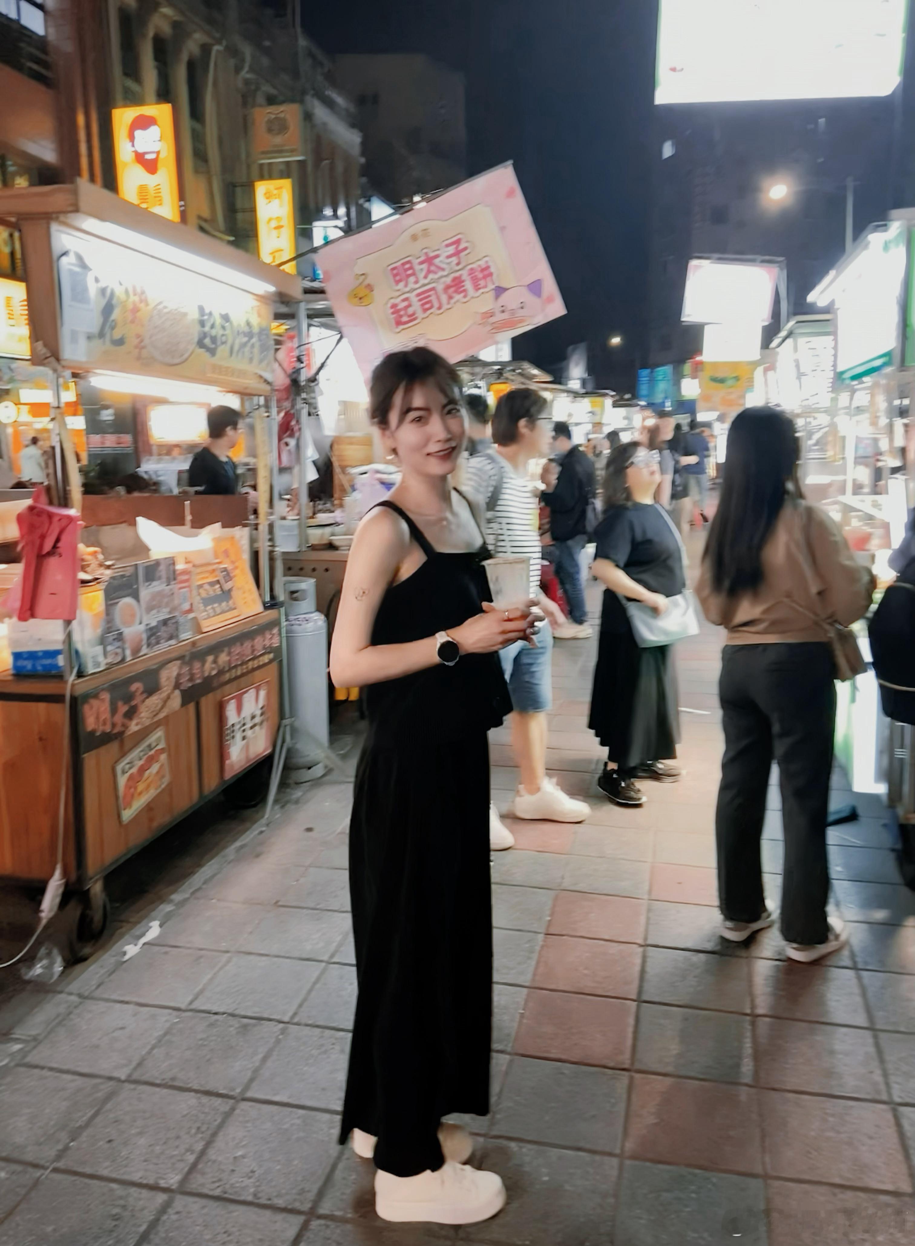 在台湾出差也有抽空打卡咖啡店☕结束🔚工作又去打卡了宁夏夜市[鼓掌] 台北101